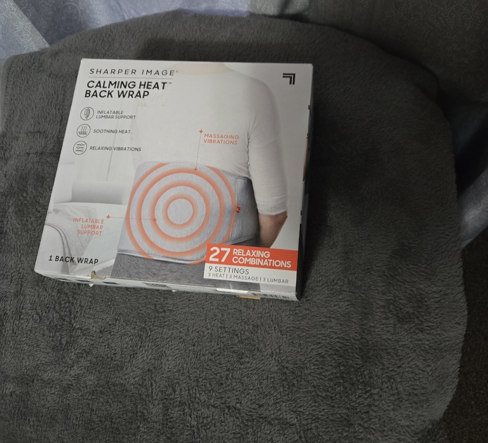 Sharper Image Calming Heat Back Wrap in Gray and White